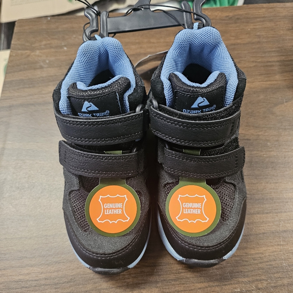Ozark Trail Waterproof Boots size 8 (toddlers)